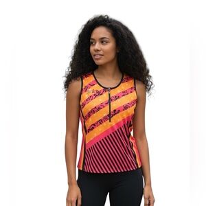 NWT’s Zoca triathlon active wear running cycling tri top